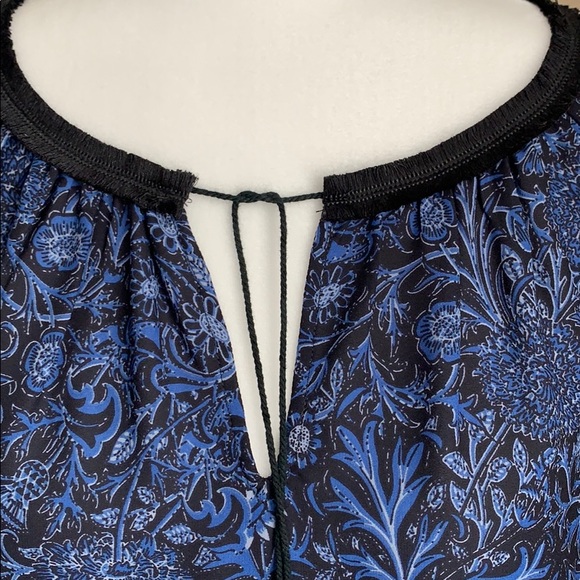 Shirt - Picture 4 of 9